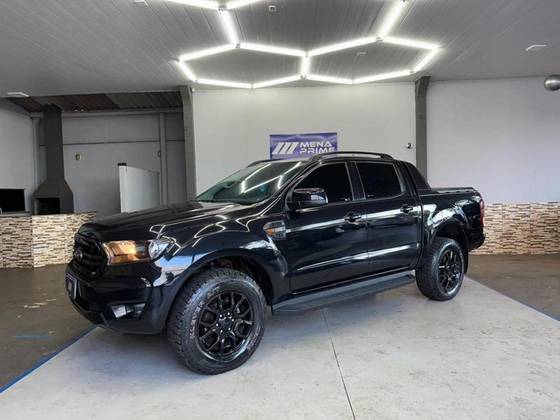 FORD RANGER 2.2 BLACK 4X2 CD 16V DIESEL 4P AUTOMÁTICO